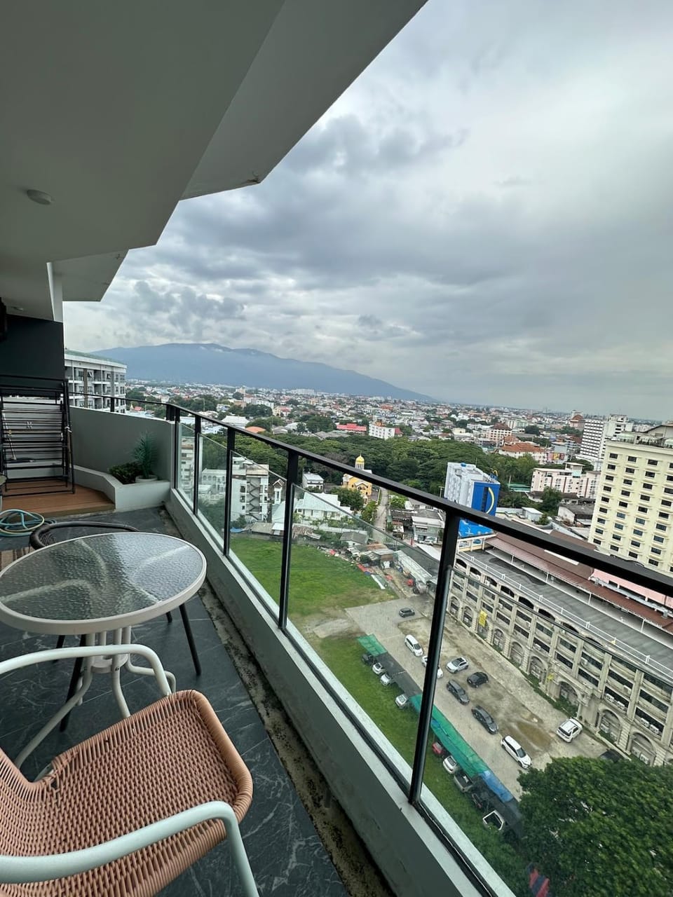 Balcony/Terrace, City view