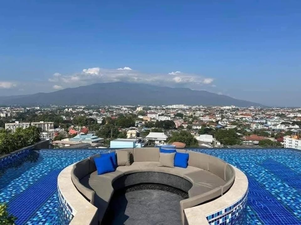 Pool view, Swimming pool