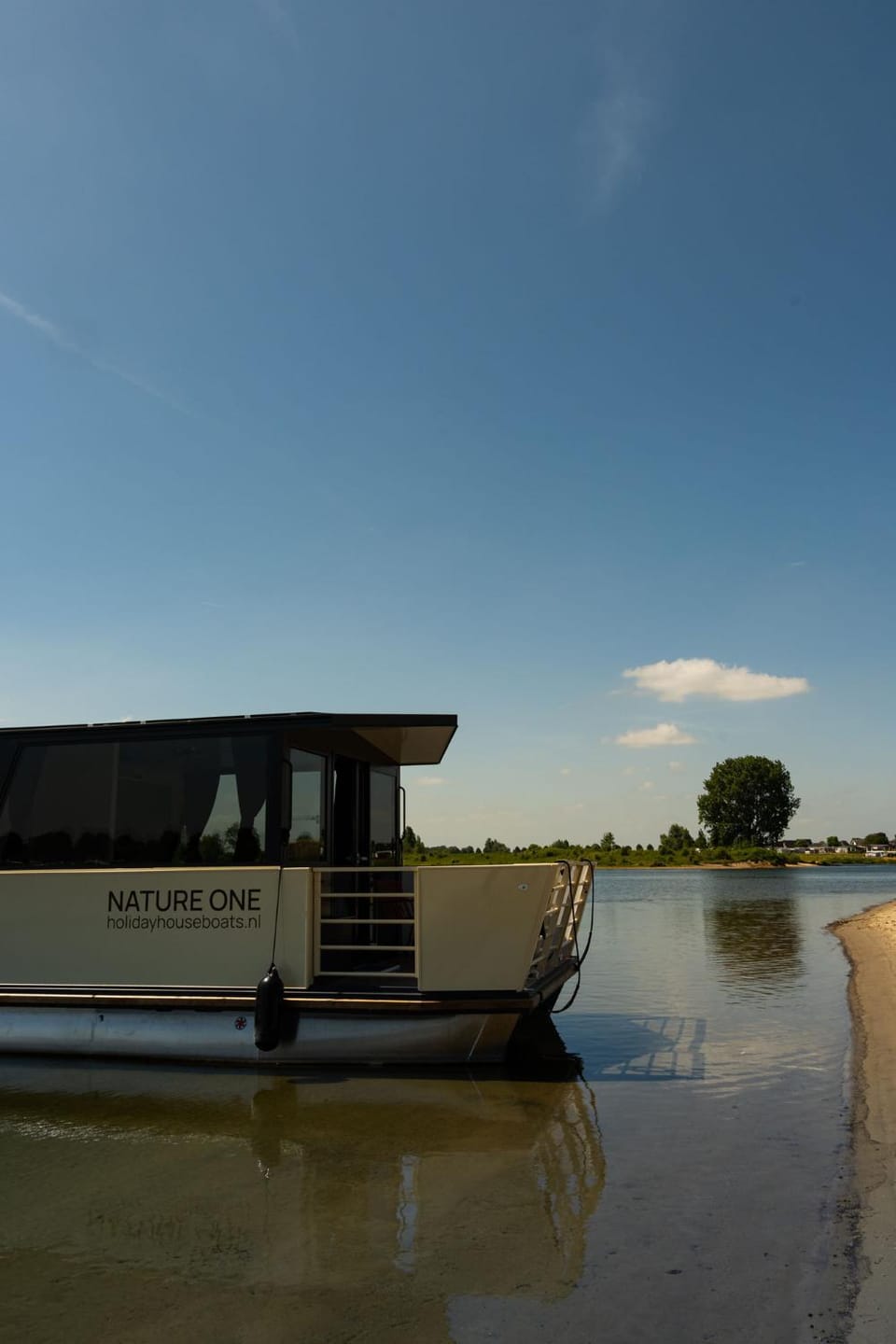 Holiday Houseboats Docked boat in North Brabant (province)