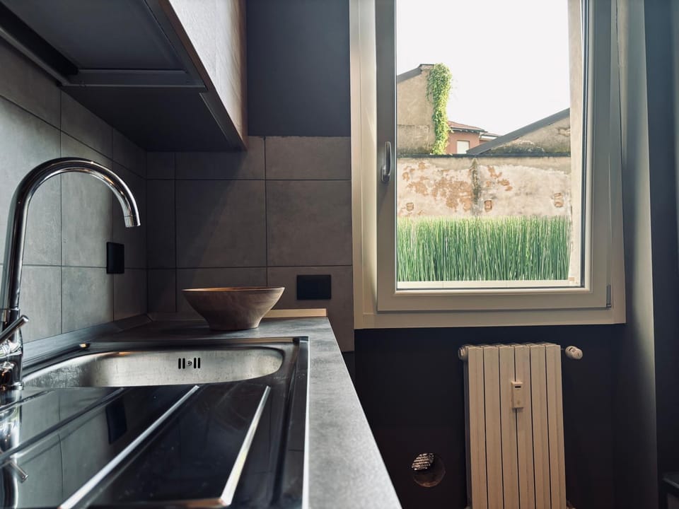 Kitchen or kitchenette, stove, kitchen