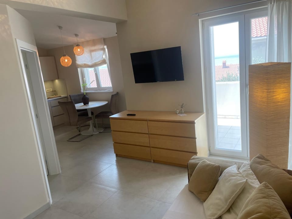 Rab Appartement-Sonja Apartment in Lika-Senj County
