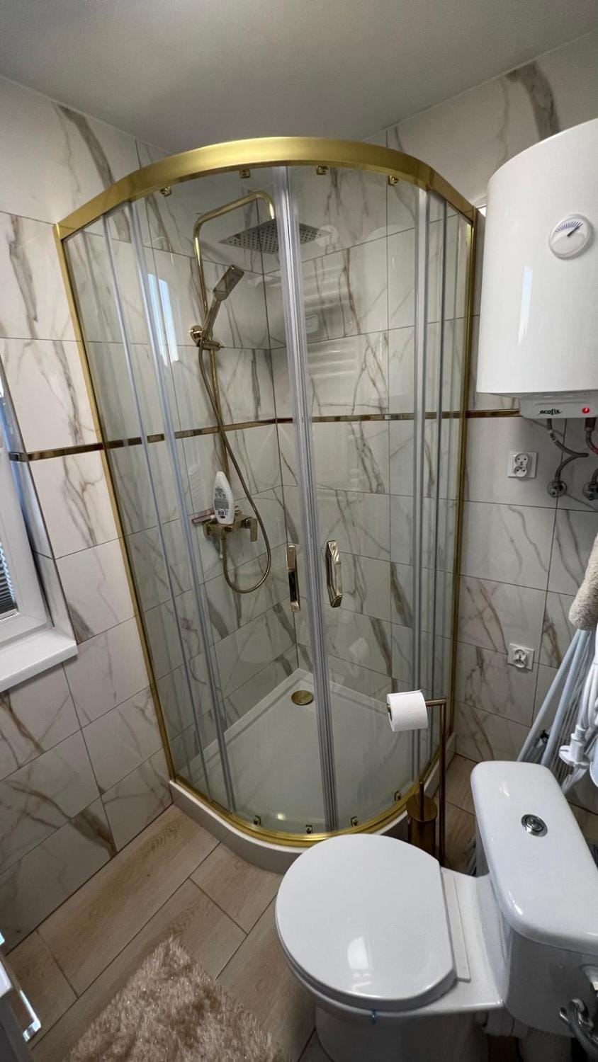 Domek nad Jeziorem Raduńskim 2 House in Pomeranian Voivodeship