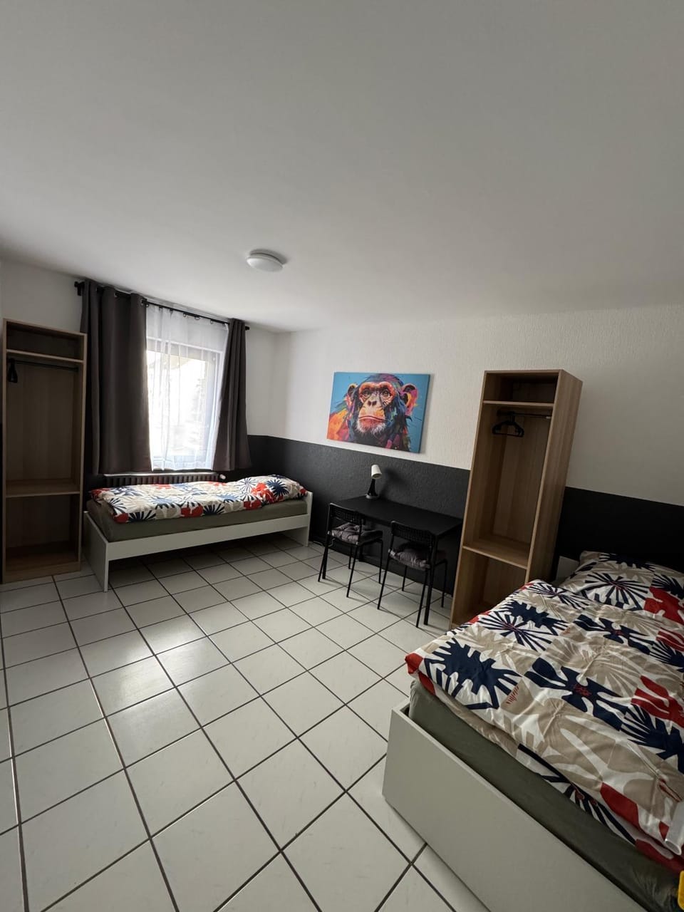 Photo of the whole room, Bedroom