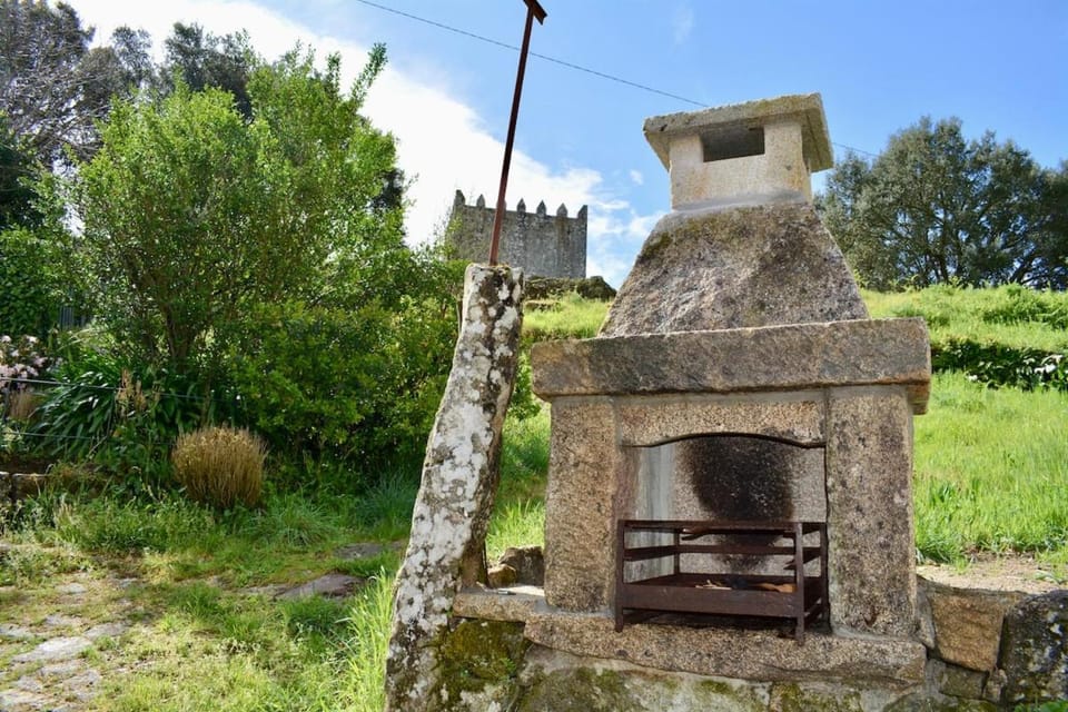 Assento Gerês - Grand Eco-Retreat - jacuzzi views House in Viana do Castelo District, Portugal