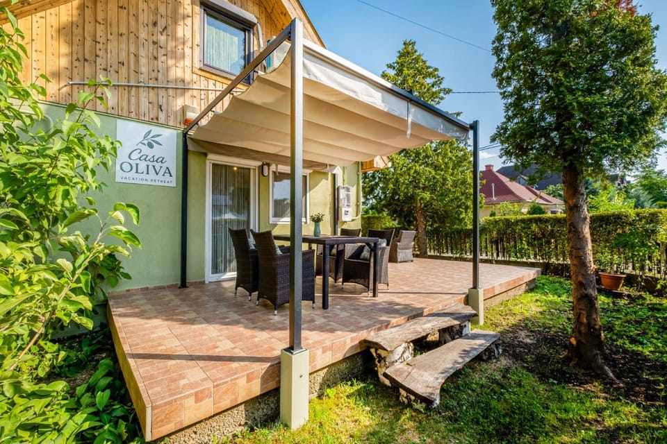 Casa Oliva Siófok Private Jacuzzi & Sauna Apartment in Siófok