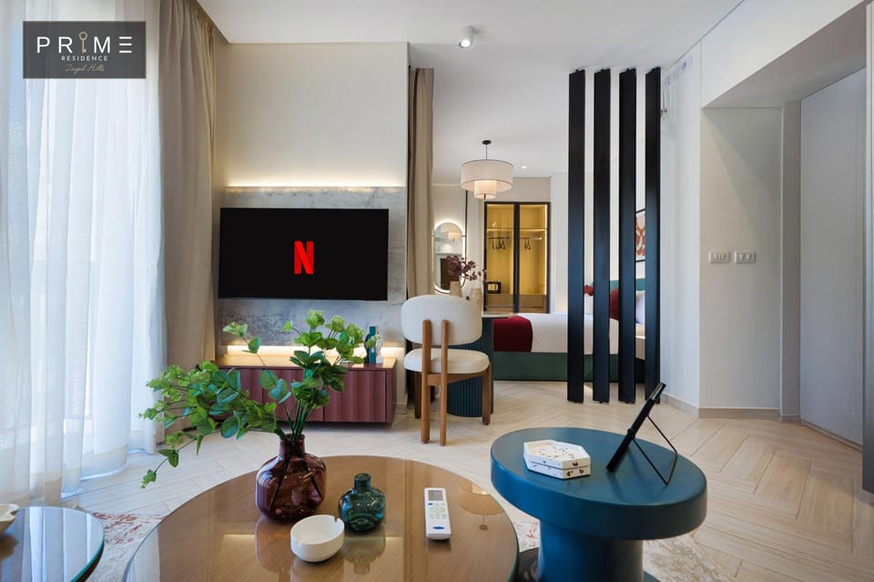 Bed, TV and multimedia, Living room, Photo of the whole room, Bedroom