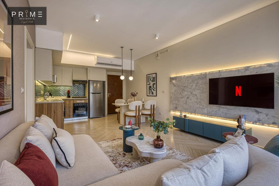TV and multimedia, Kitchen or kitchenette, Living room, Seating area, Dining area, minibar, oven, stove