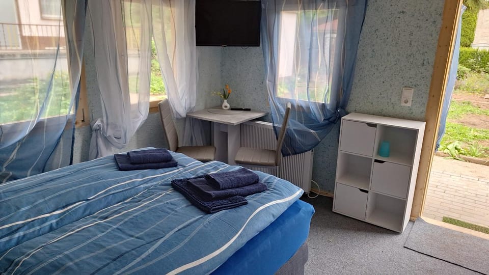 Pension & Ferienhütten Zur Alten Werft Bed and Breakfast in Saxony-Anhalt, Germany
