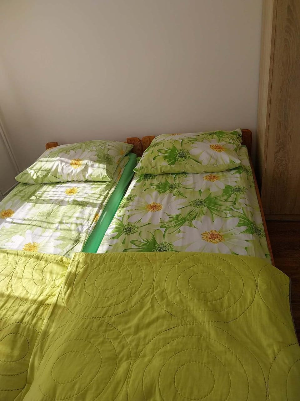 Bed, Photo of the whole room, Bedroom, furniture