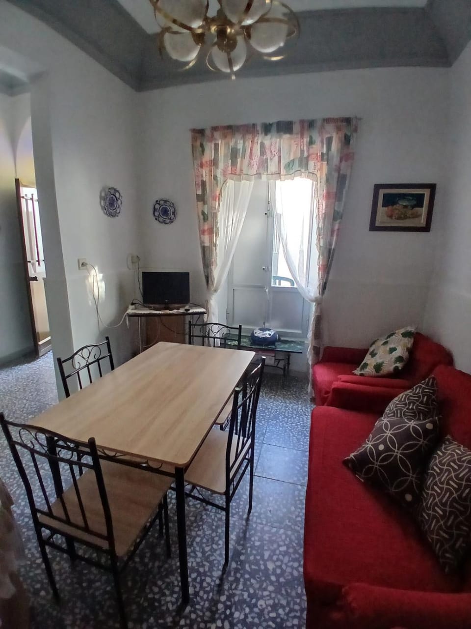 Communal lounge/ TV room, Living room, Dining area