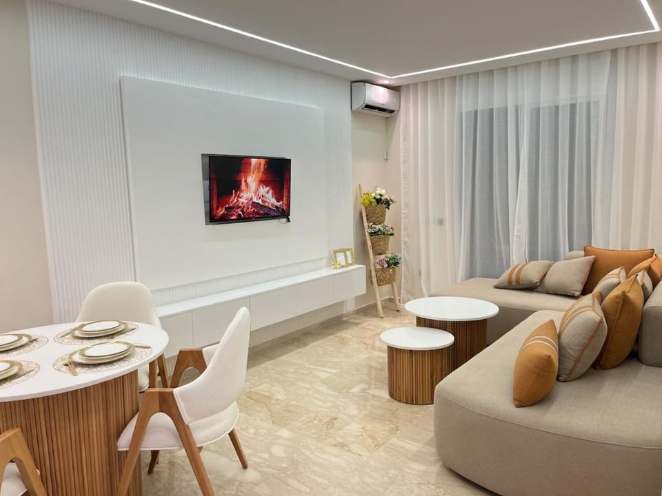 Guéliz Bright apartment with pools Apartment in Marrakesh