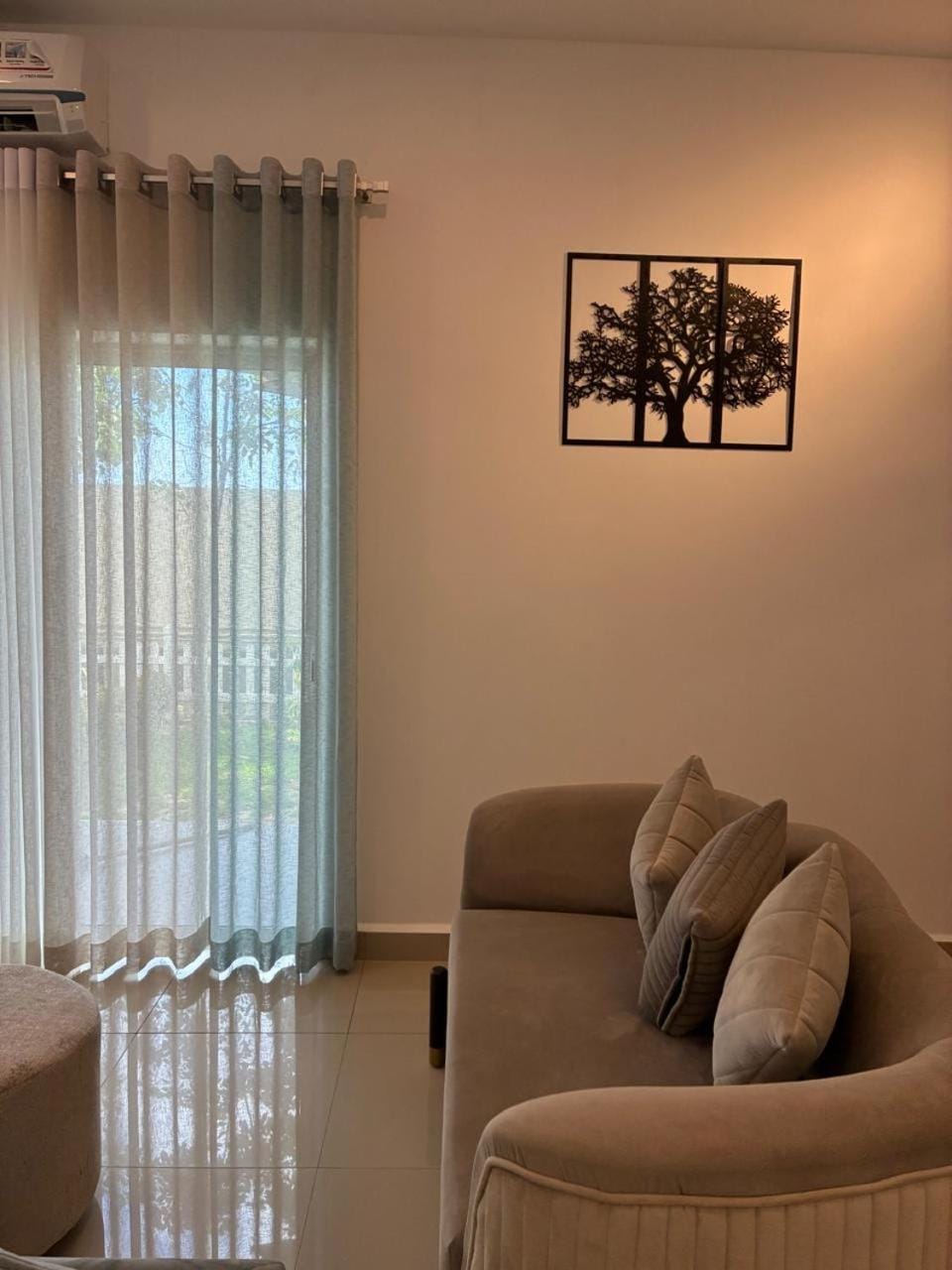 Santori - Bougainvillea Apartment in Negombo