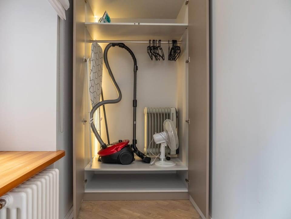 flat iron, wardrobe