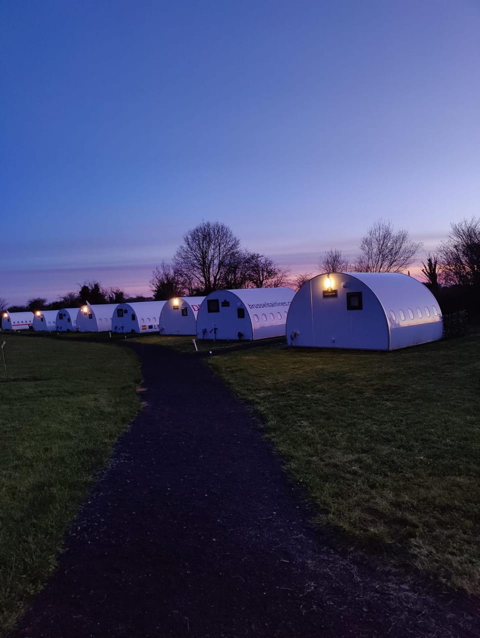 Canal Stay Luxury tent in Longford