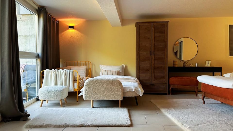 Bed, Bedroom