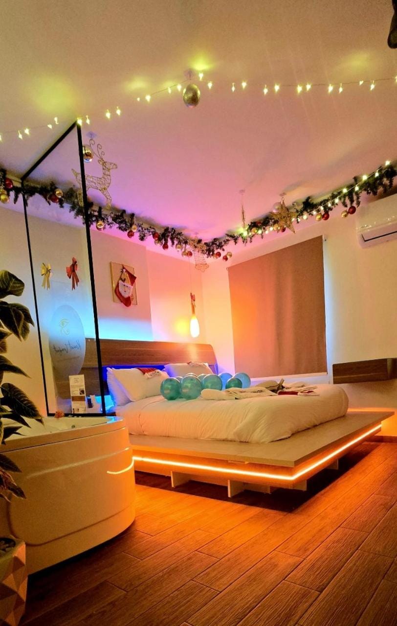 appartement Studio 5 min Airport Jacuzzi hotel, Massager Apartment in Cairo Governorate