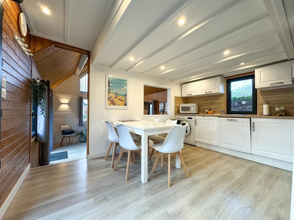 Kitchen or kitchenette, stove, kitchen