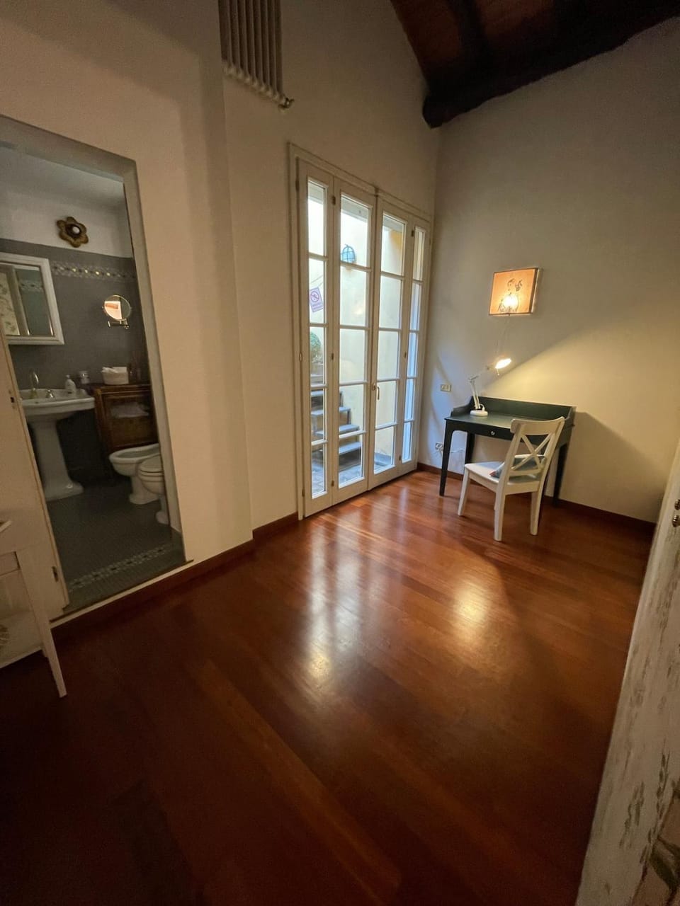 Charming apartment at the Columns of San Lorenzo Apartment in Milan
