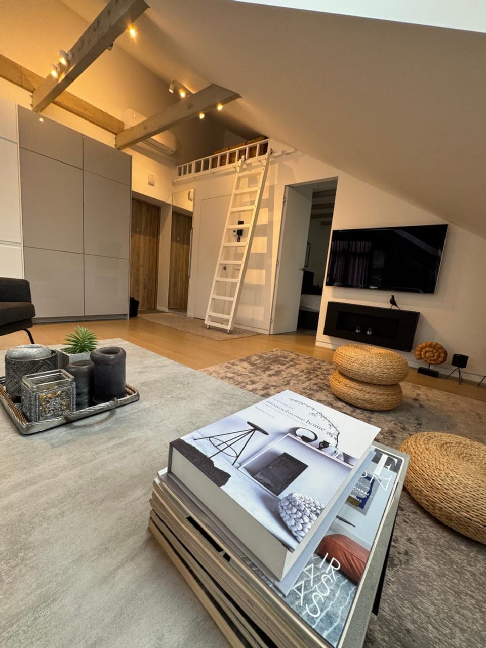 TV and multimedia, Living room