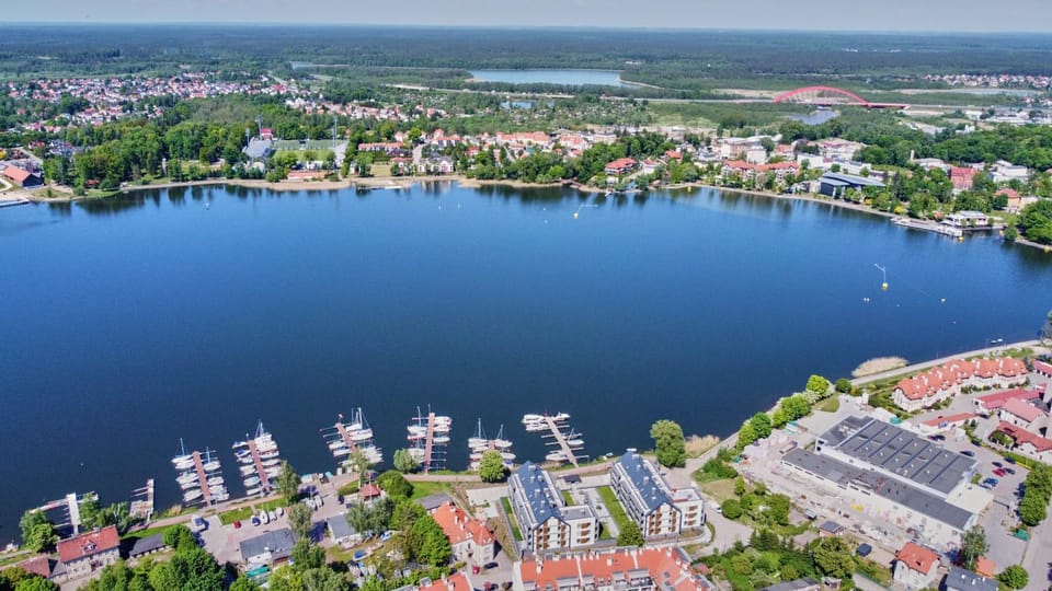 Bird's eye view, Lake view