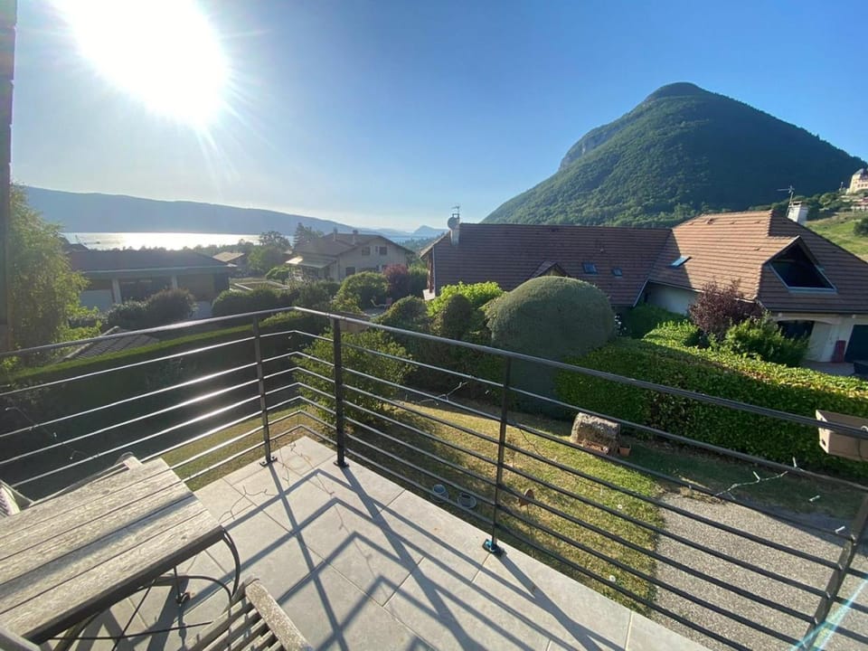 Lac & Montagne Villa in Menthon-Saint-Bernard