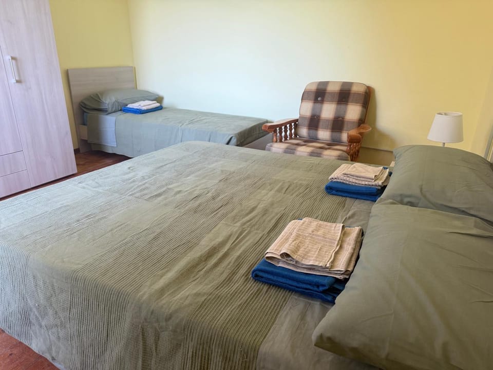 Bed, Bedroom, wardrobe