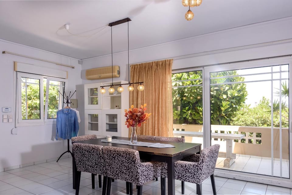 Dining area, air conditioner