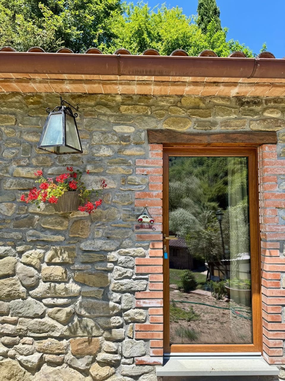 Property building, Day, Garden