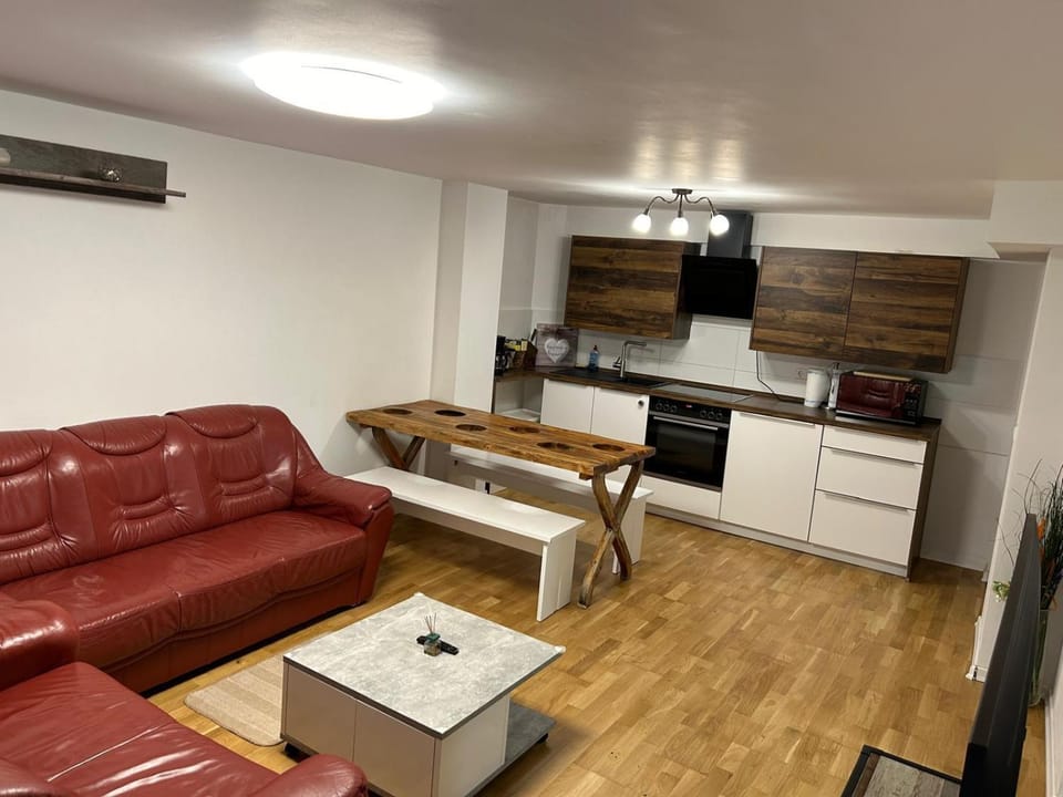 3-Zimmer-Wohnung mit Terrasse in zentraler Lage Apartment in Stuttgart