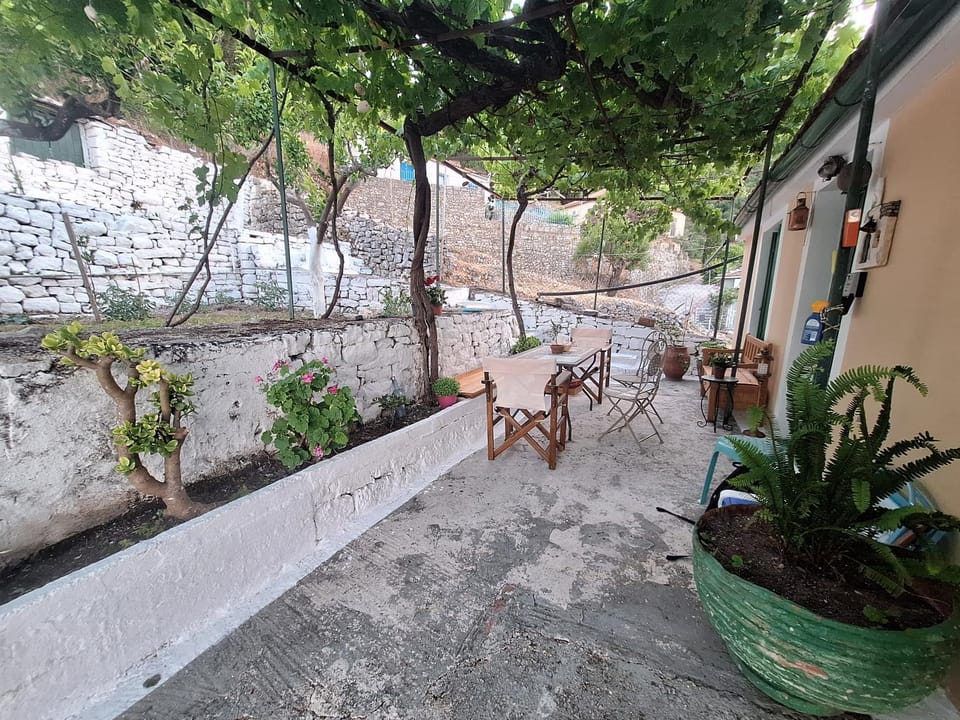 Villa Rouga Villa in Ithaca