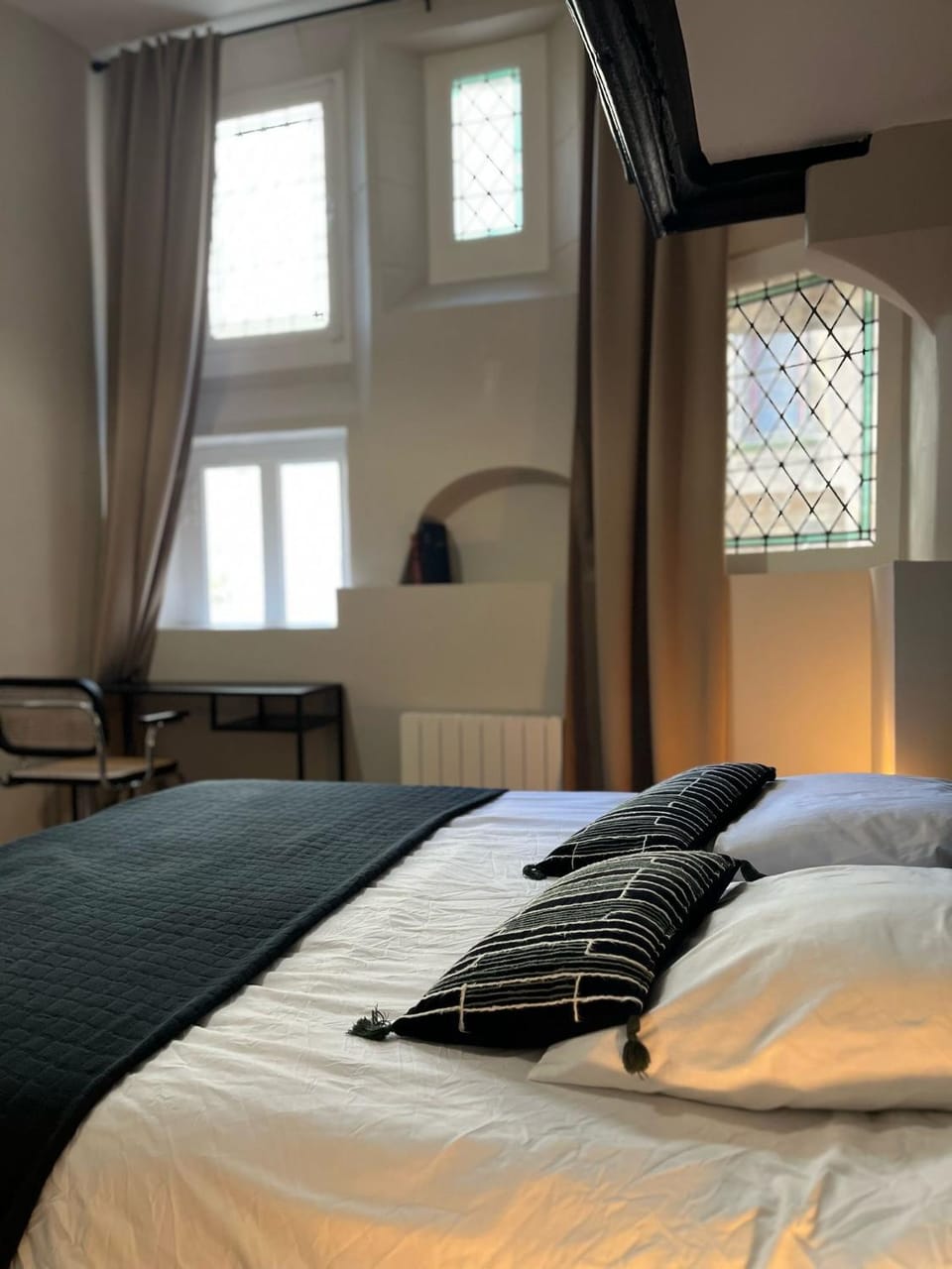 Bed, Bedroom