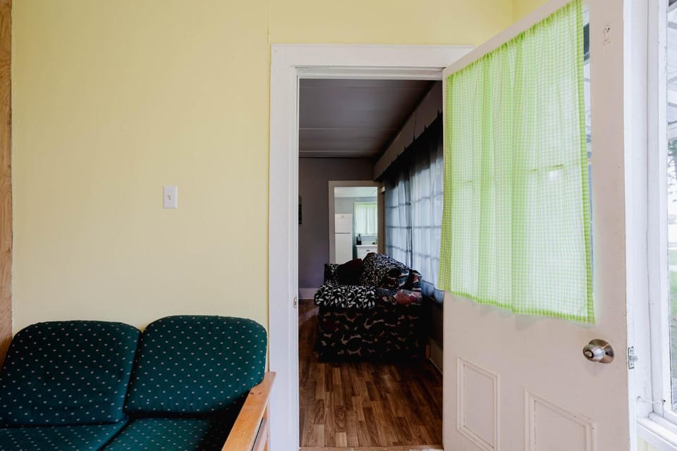 3-Bedroom Cottage #7 - Ambleside House in Kawartha Lakes