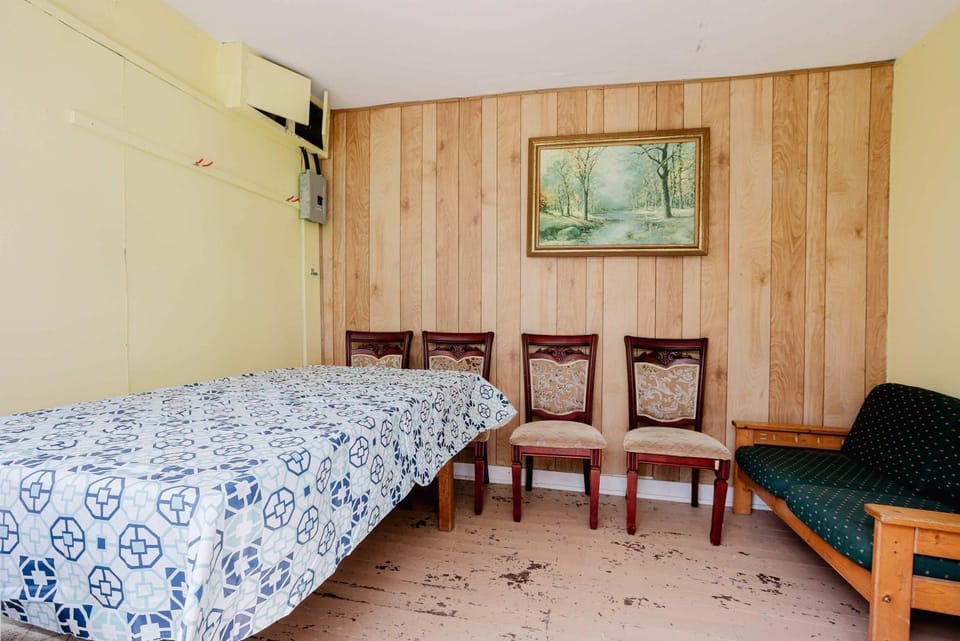 3-Bedroom Cottage #7 - Ambleside House in Kawartha Lakes