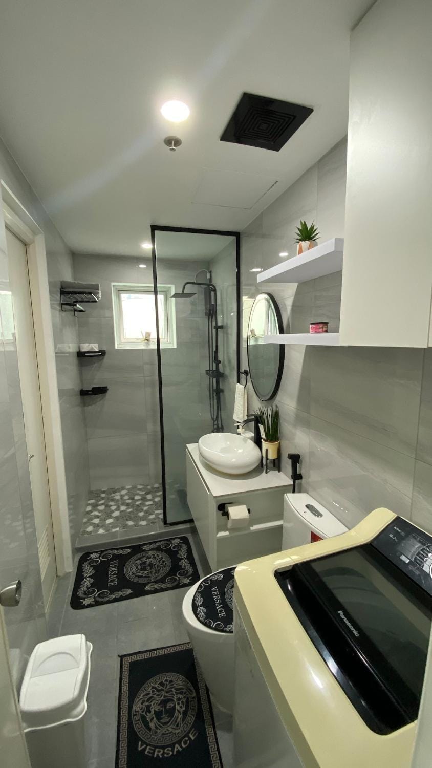 MAGiC SHOP Staycation Apartment in Quezon City
