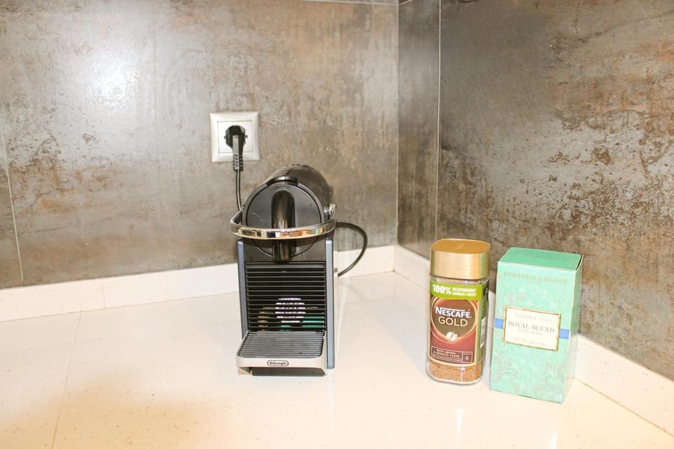 Coffee/tea facilities, Kitchen or kitchenette