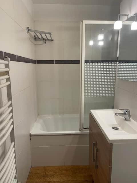 Appartement proche centre Apartment in Auvergne-Rhône-Alpes