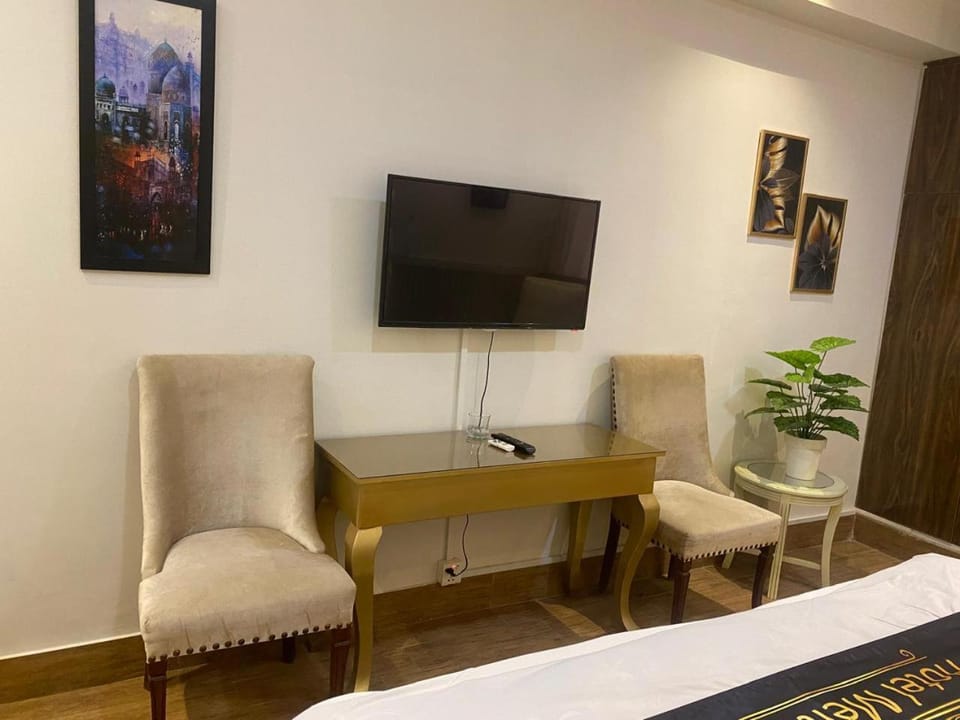 TV and multimedia, Seating area