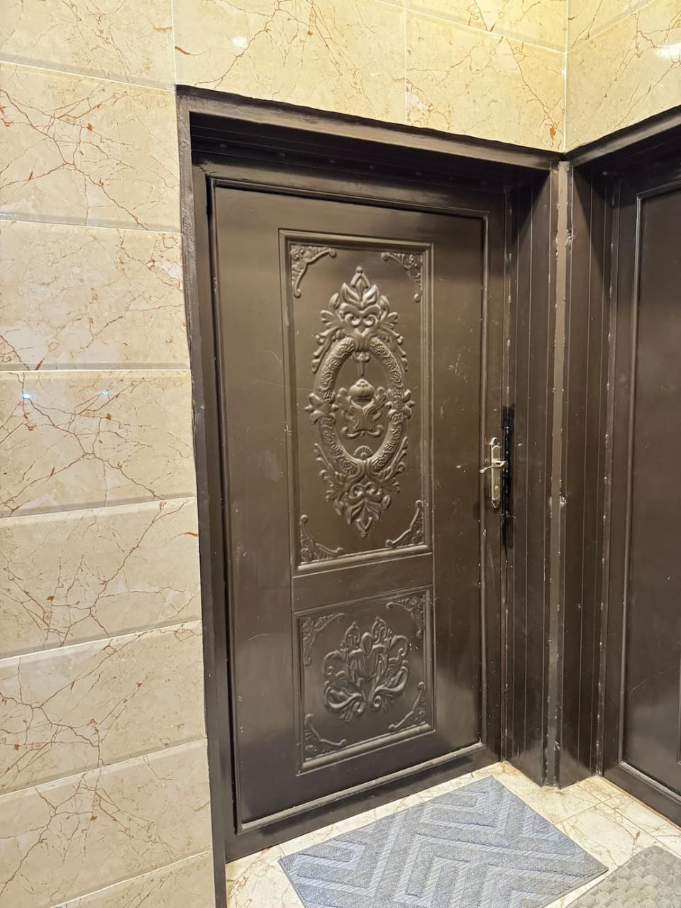شقة واسعة ومميزة بالقرب من مطار أبها الدولي Apartment in Saudi Arabia