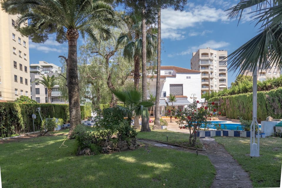 Property building, Natural landscape, Garden, Garden view