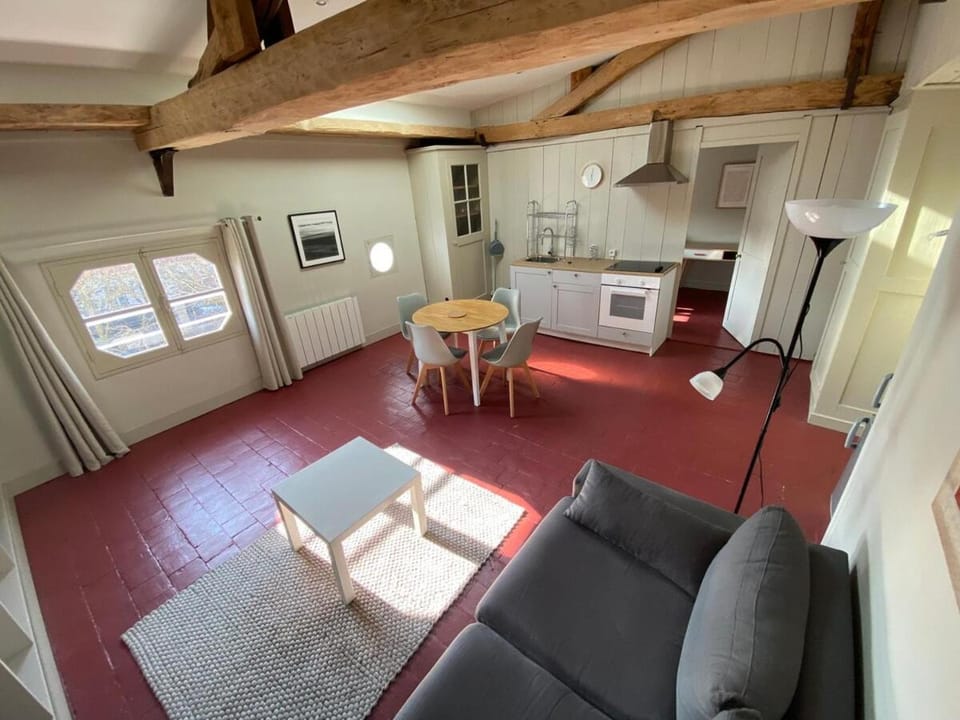 Superbe appartement calme et indépendant Apartment in Vernon