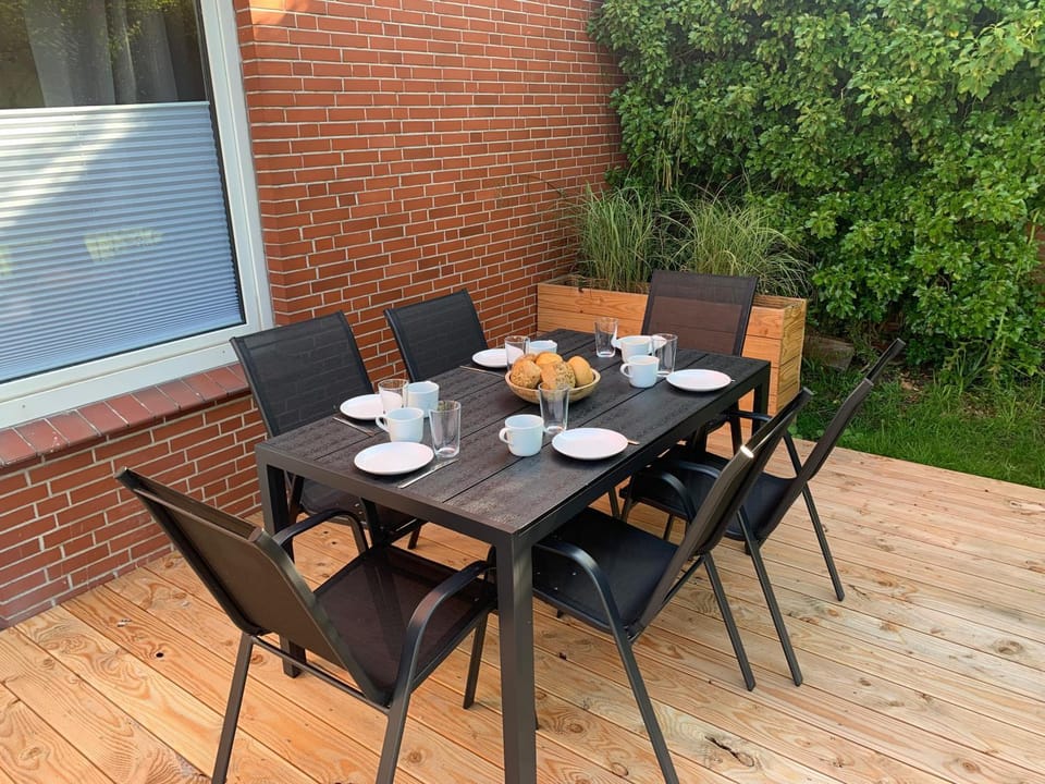 Day, Balcony/Terrace, Food