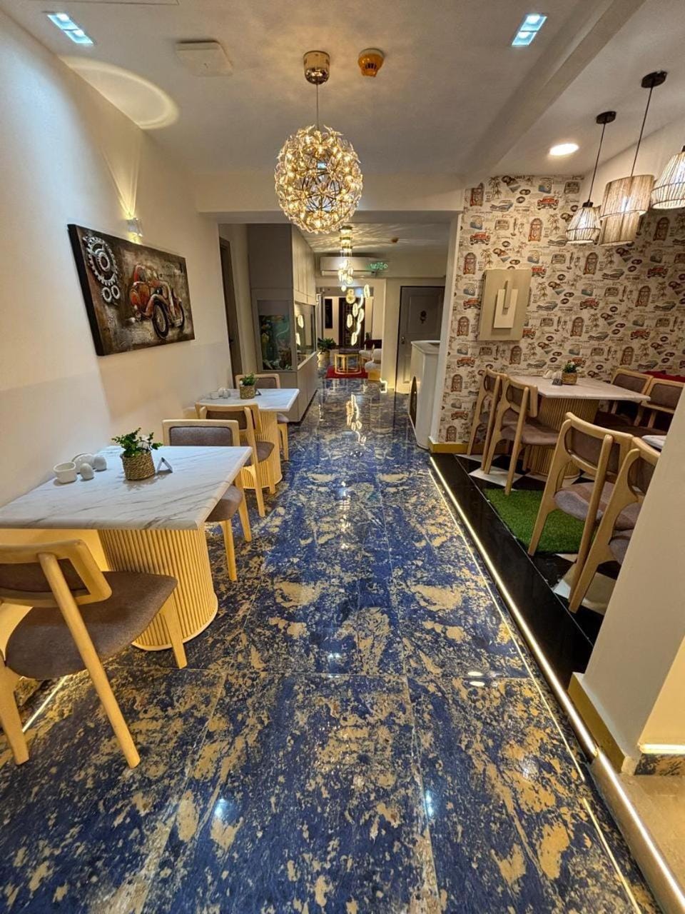 Restaurant/places to eat