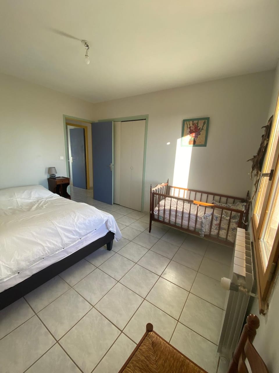 Bed, Photo of the whole room