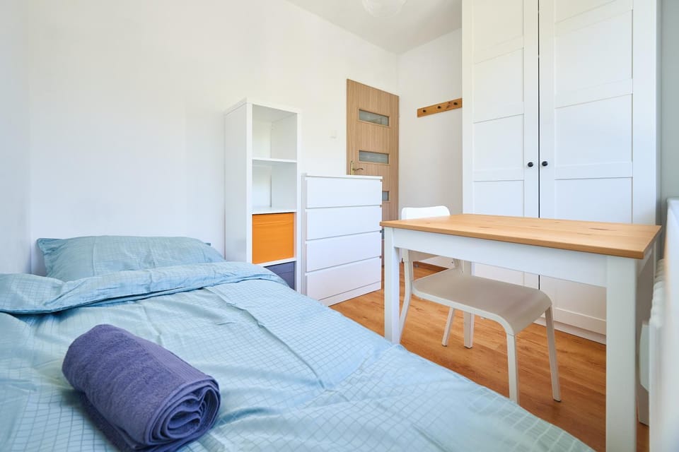 Bed, Photo of the whole room, Bedroom, towels, wardrobe