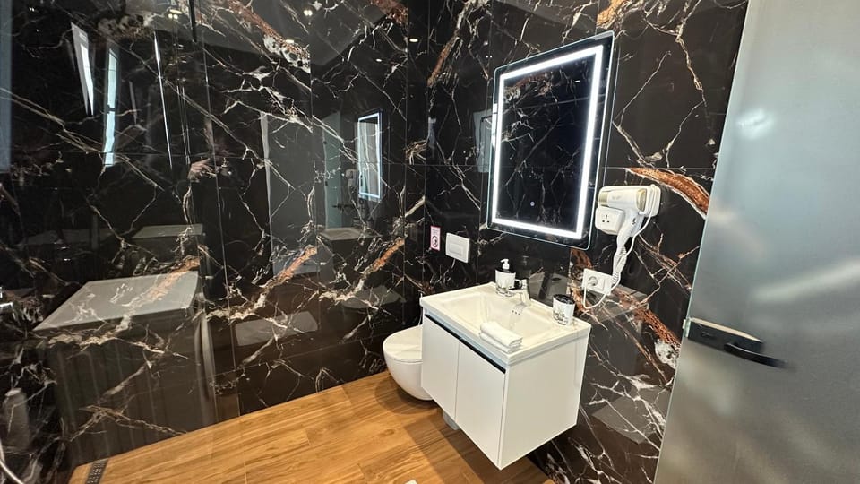 LiEl Holiday Hotel in Vlorë