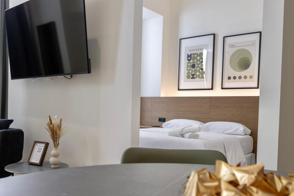 TV and multimedia, Photo of the whole room