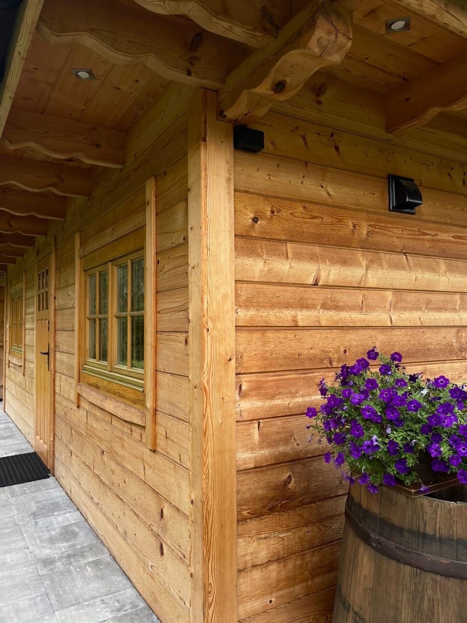 Chatka z jacuzzi przy lesie Roztocze Szewnia Dolna 74 22-442 Villa in Poland