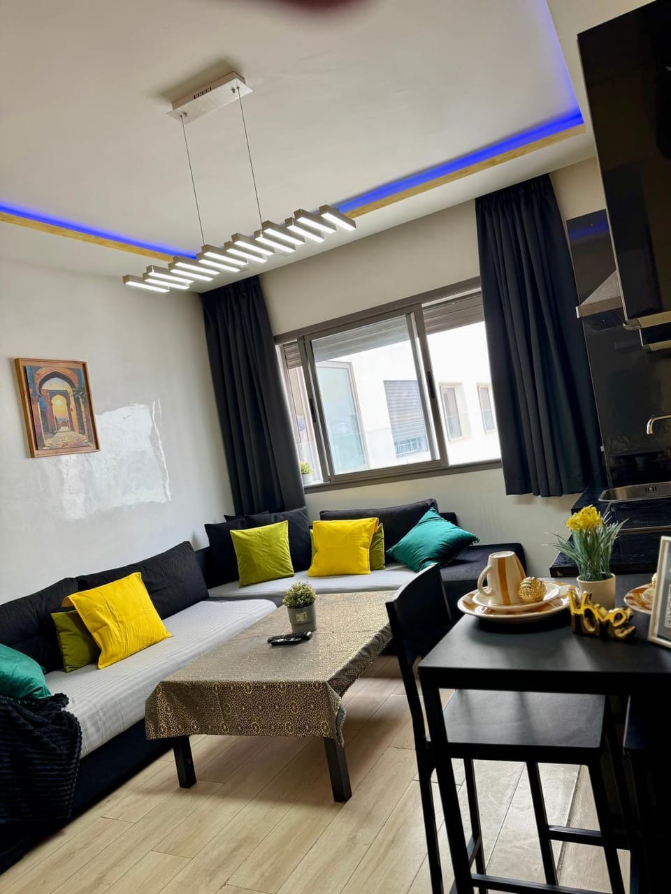 Living room, Seating area, Dining area