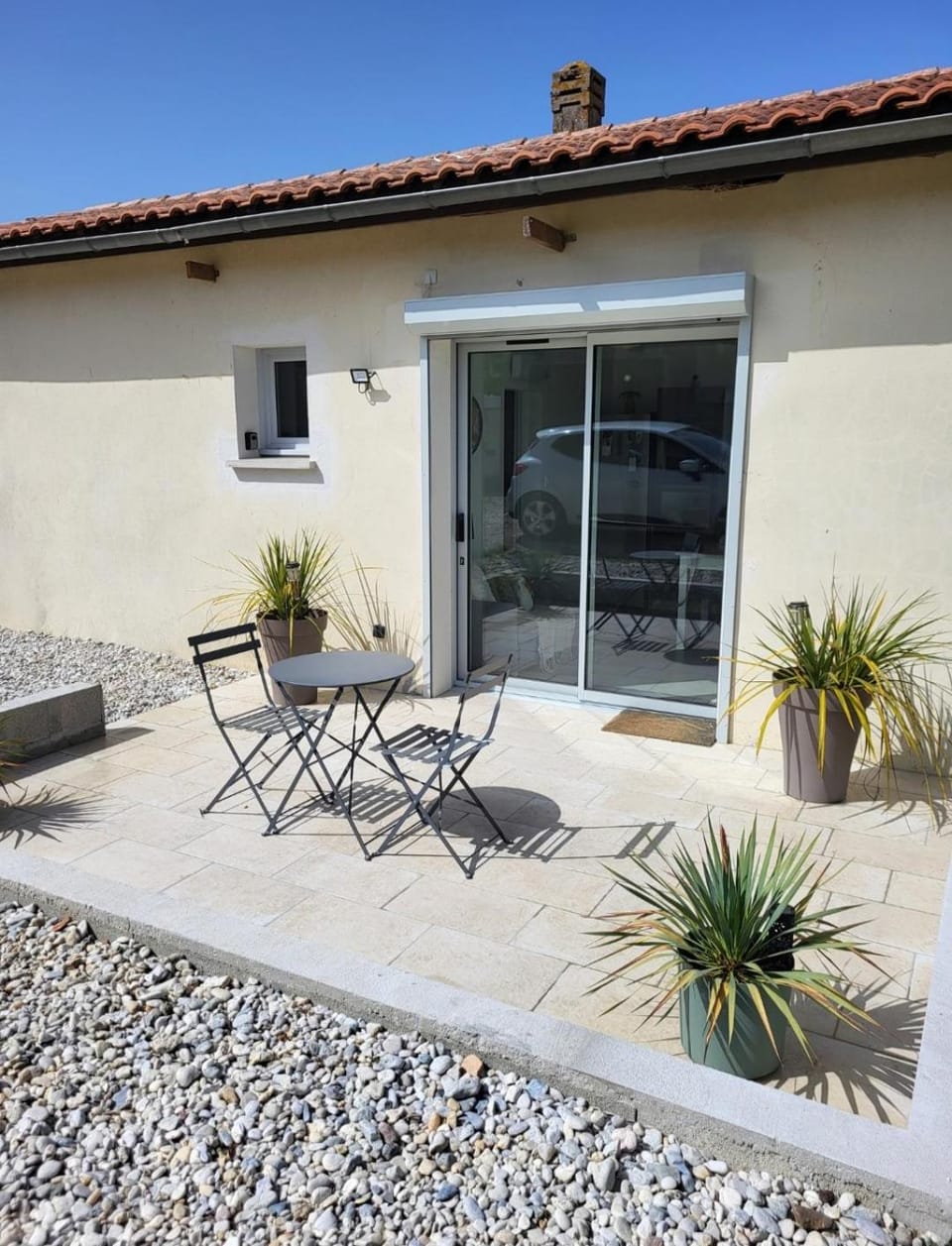 L'Instant Cosy Apartment in Nouvelle-Aquitaine