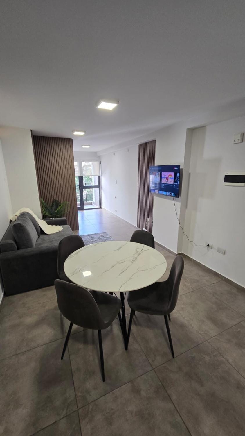 Dpto NVA CBA calle OBISPO TREJO con PILETA y QUINCHO Apartment in Cordoba